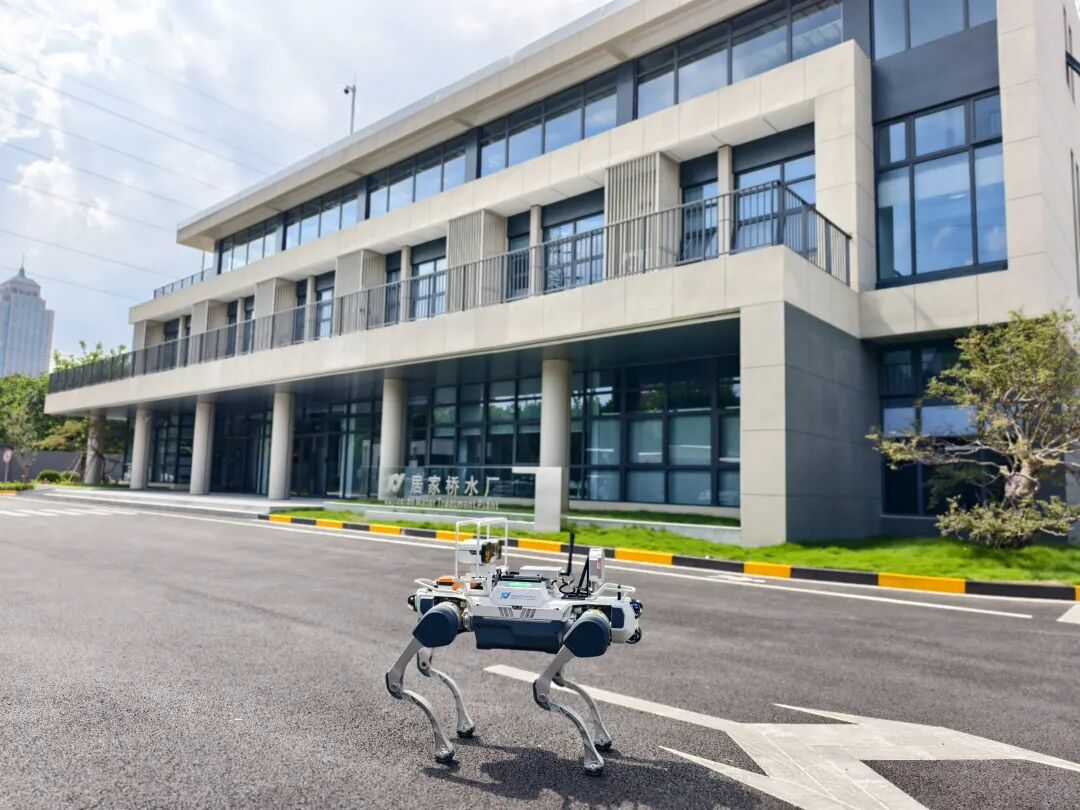 浦威公司引入四足机械人巡检系统 赋能智慧水厂运维改革